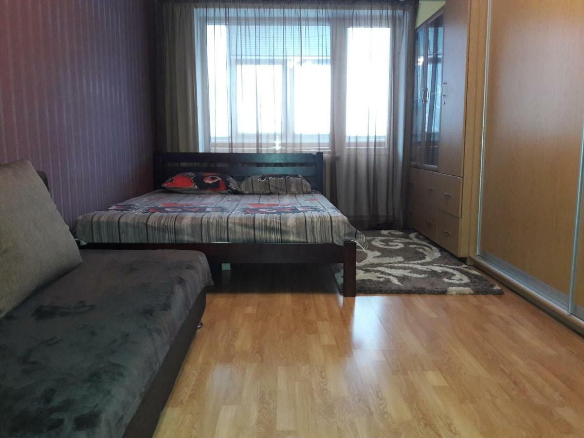 Apartment in the city center Tsjernihiv Eksteriør bilde